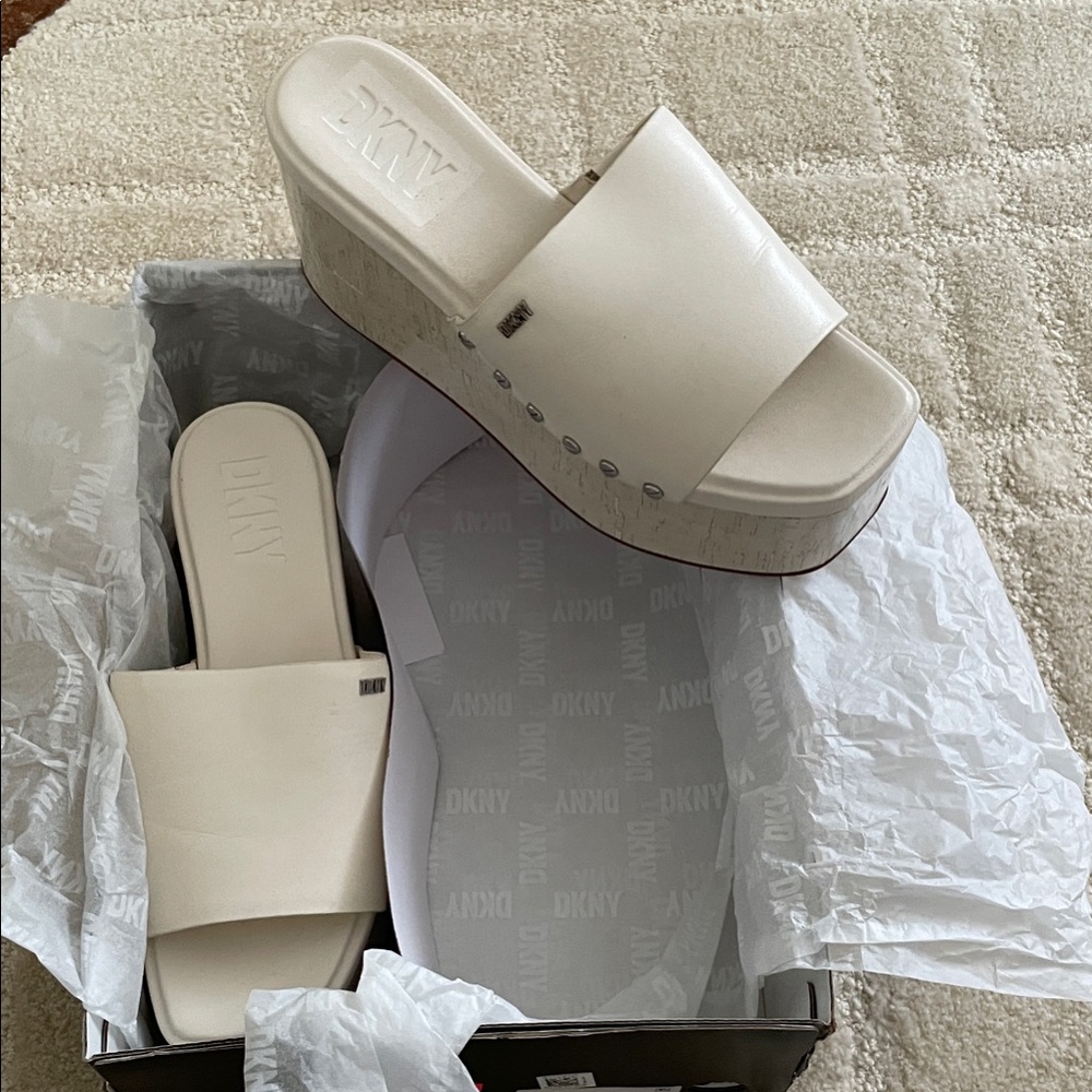 DKNY Cream Platform Slide Sandals size 7.5 (runs more like 7)